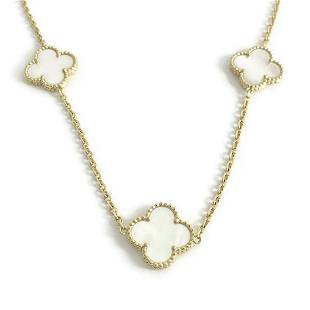 White Mother of Pearl Clover Station Pendant Necklace 18K Yellow Gold, 16.85 Gr: White Mother of Pearl Clover Station Pendant Necklace 18K Yellow Gold, 16.85 Gr Make a statement with this gorgeous necklace! Please let us know if you have any questions. Gemstones: 8 clover shaped w